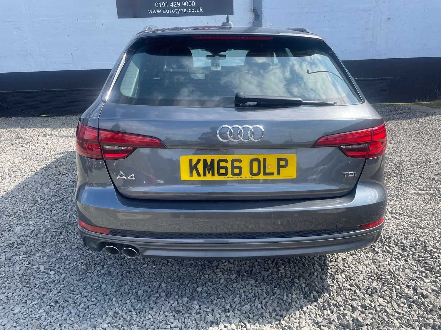 Used Audi A4 2016 for sale - 76602072: Photo 7