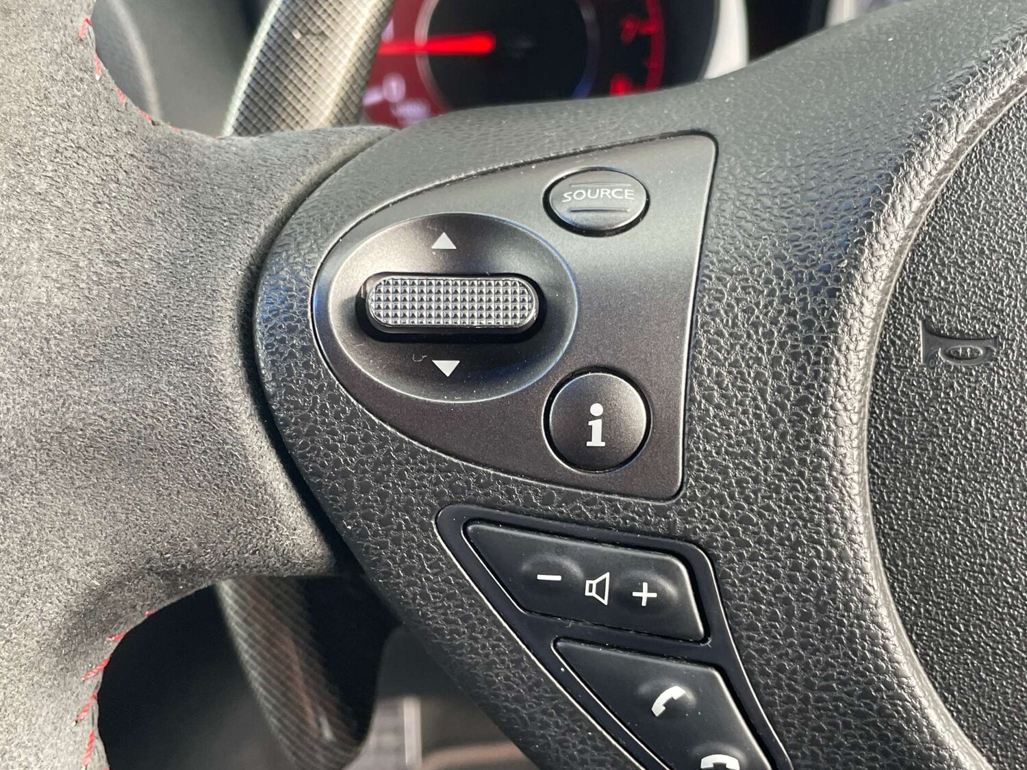 Used Nissan Juke 2015 for sale - 78123008: Photo 20