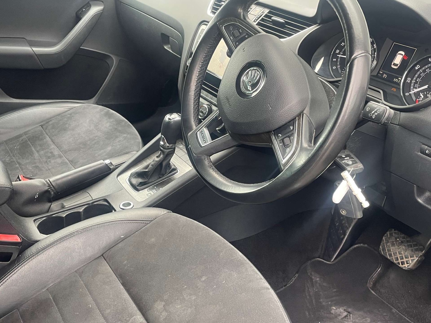 Used Skoda Octavia 2015 for sale - 76601710: Photo 11