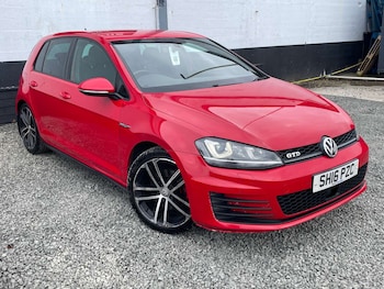 Used Volkswagen Golf 2016 for sale - 78654372: Photo