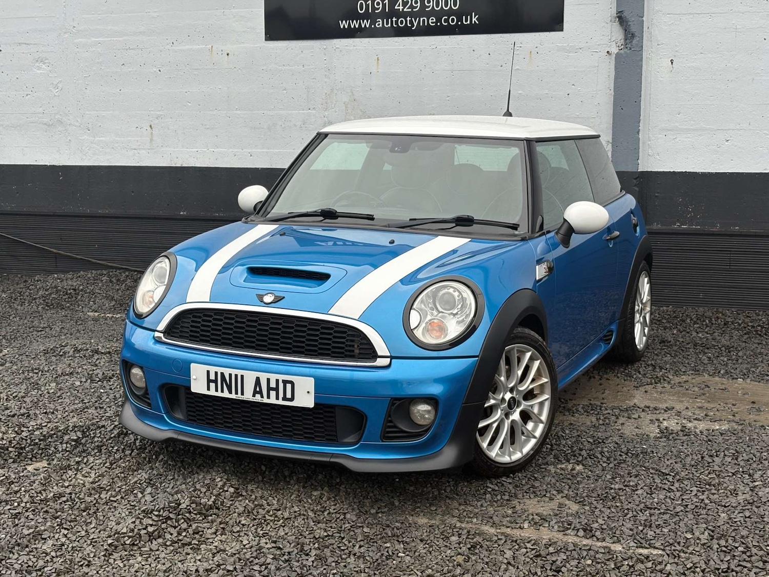 Used MINI Hatch 2011 for sale - 77326093: Photo 3