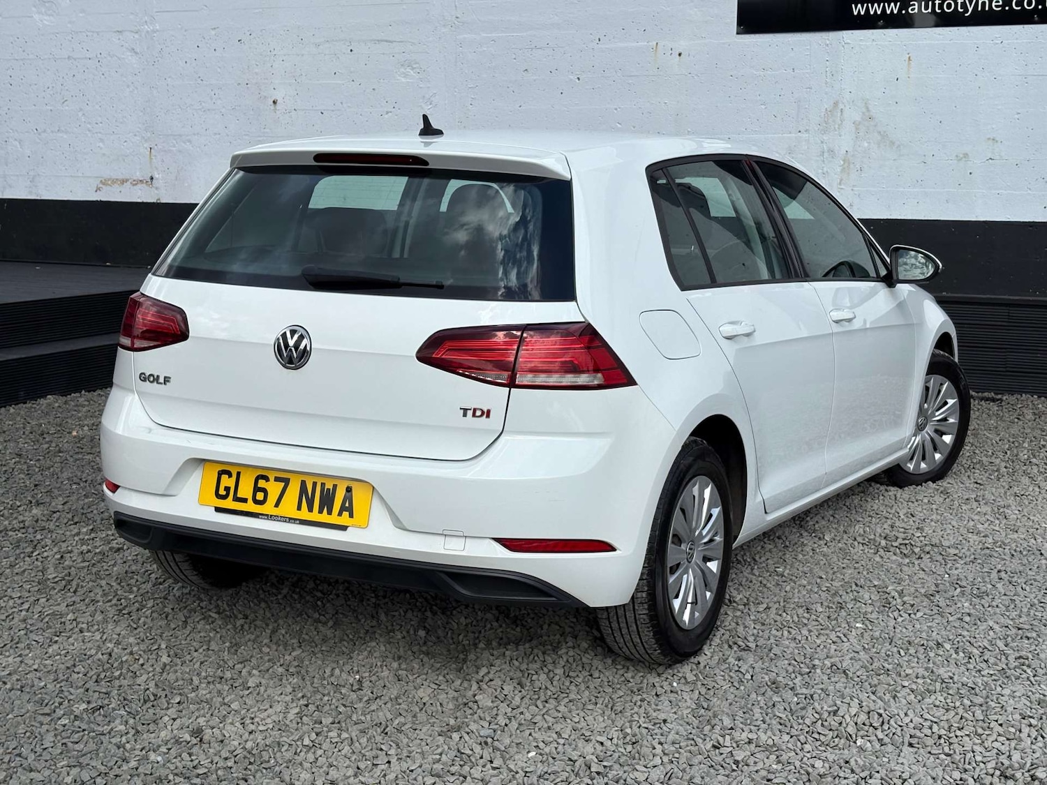 Used Volkswagen Golf 2017 for sale - 76601519: Photo 6