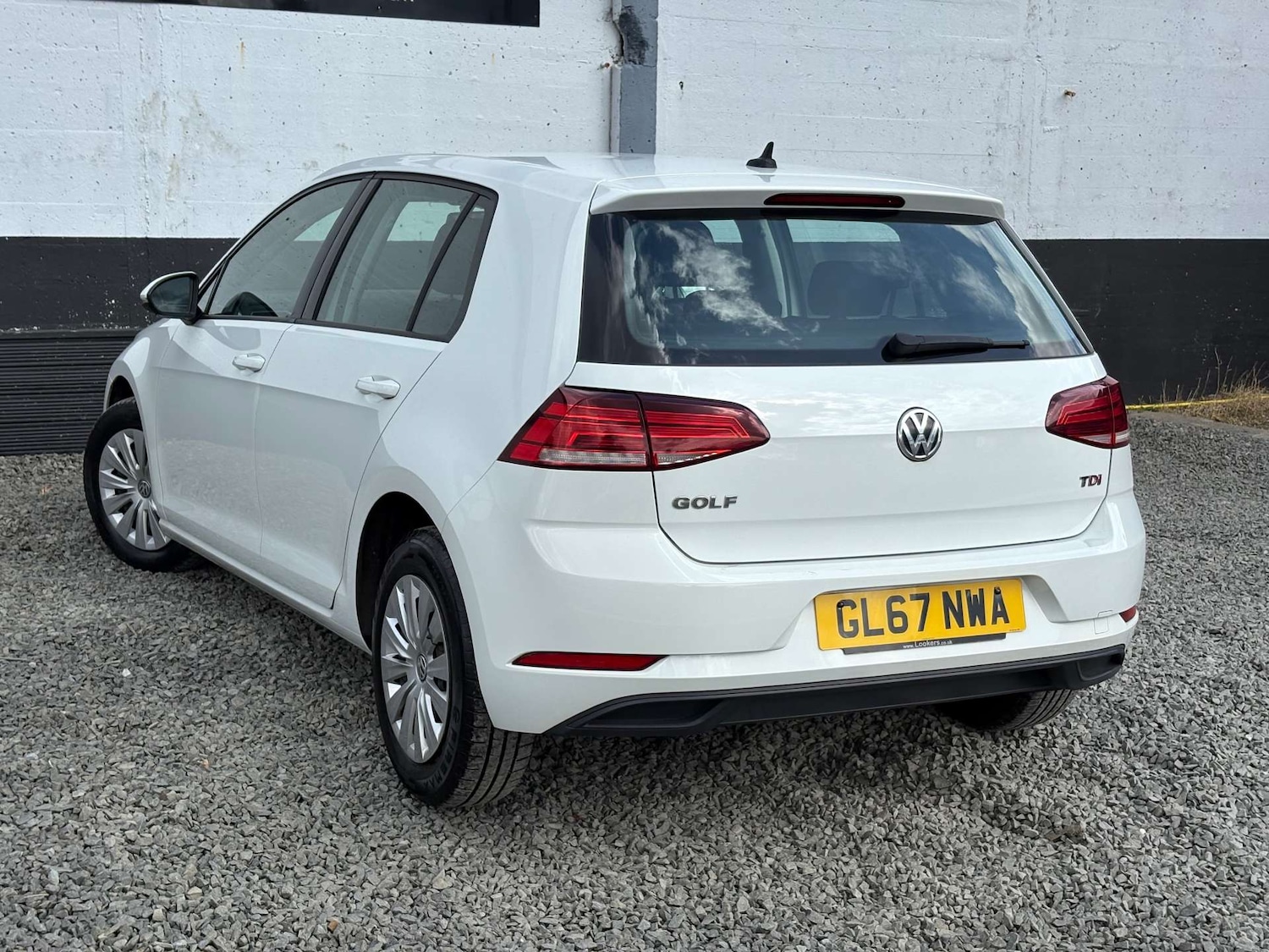 Used Volkswagen Golf 2017 for sale - 76601519: Photo 7
