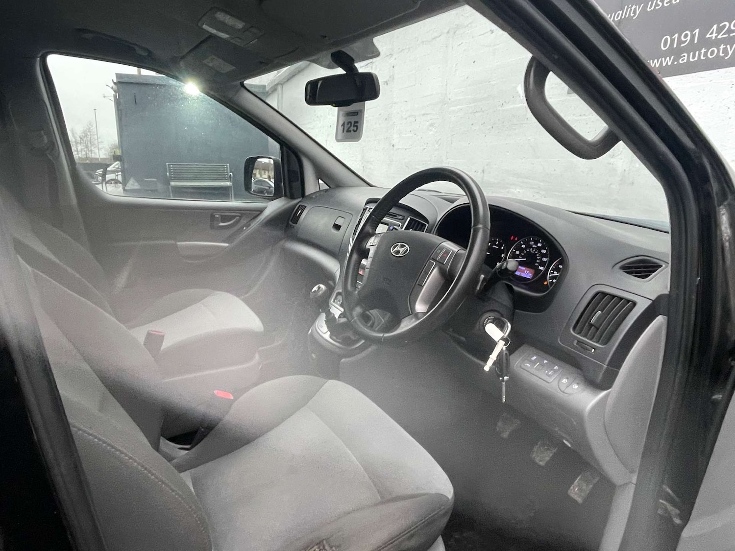 Used Hyundai i800 2016 for sale - 77420222: Photo 17