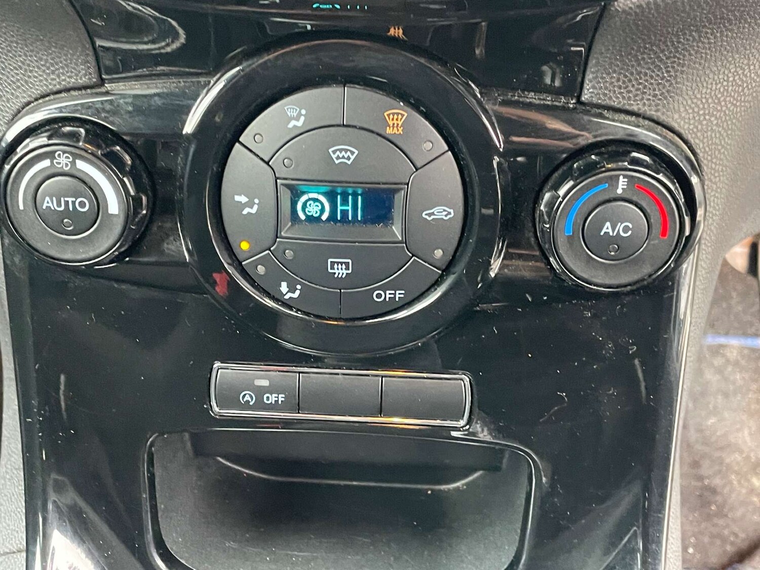 Used Ford Fiesta 2014 for sale - 77905891: Photo 18