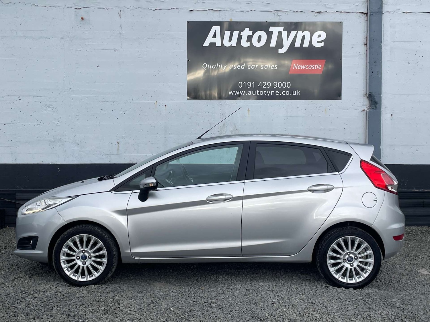 Used Ford Fiesta 2014 for sale - 77905891: Photo 4