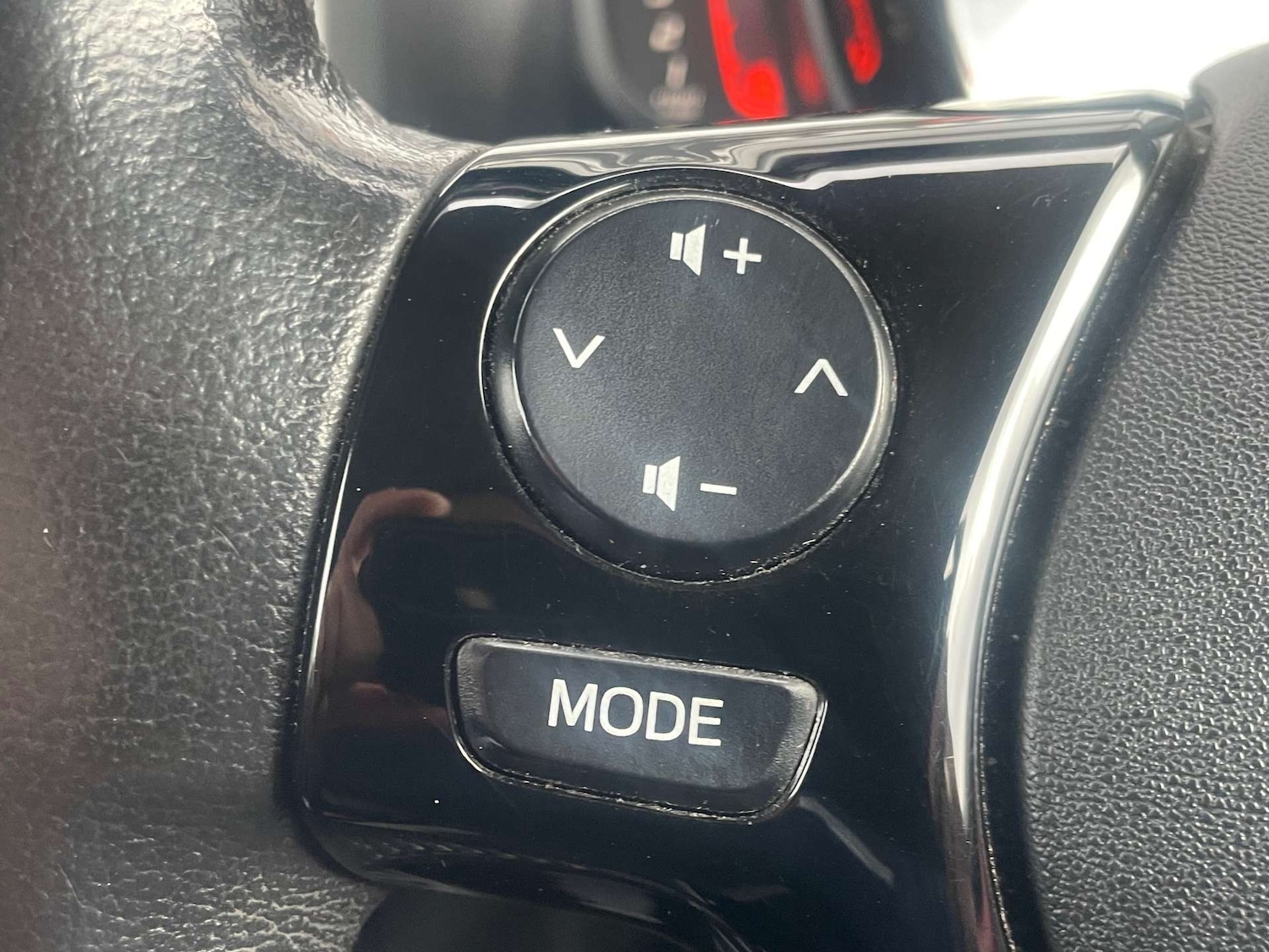 Used Toyota AYGO 2019 for sale - 77652969: Photo 16