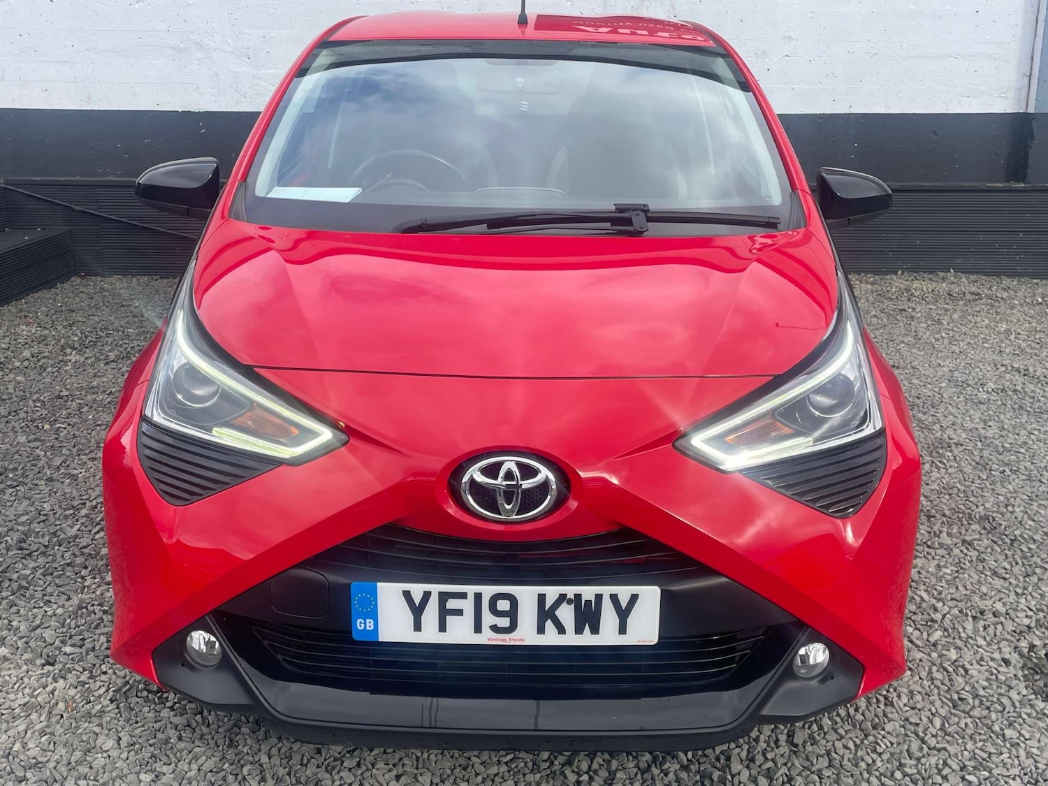 Used Toyota AYGO 2019 for sale - 77652969: Photo 2