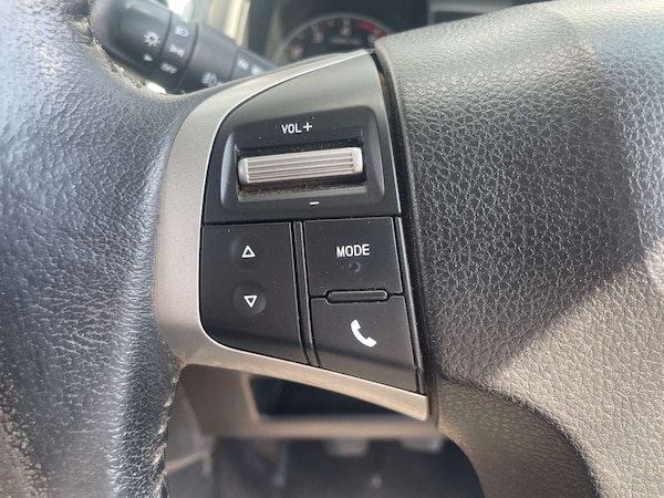 Used Isuzu D-Max 2015 for sale - 76278254: Photo 15