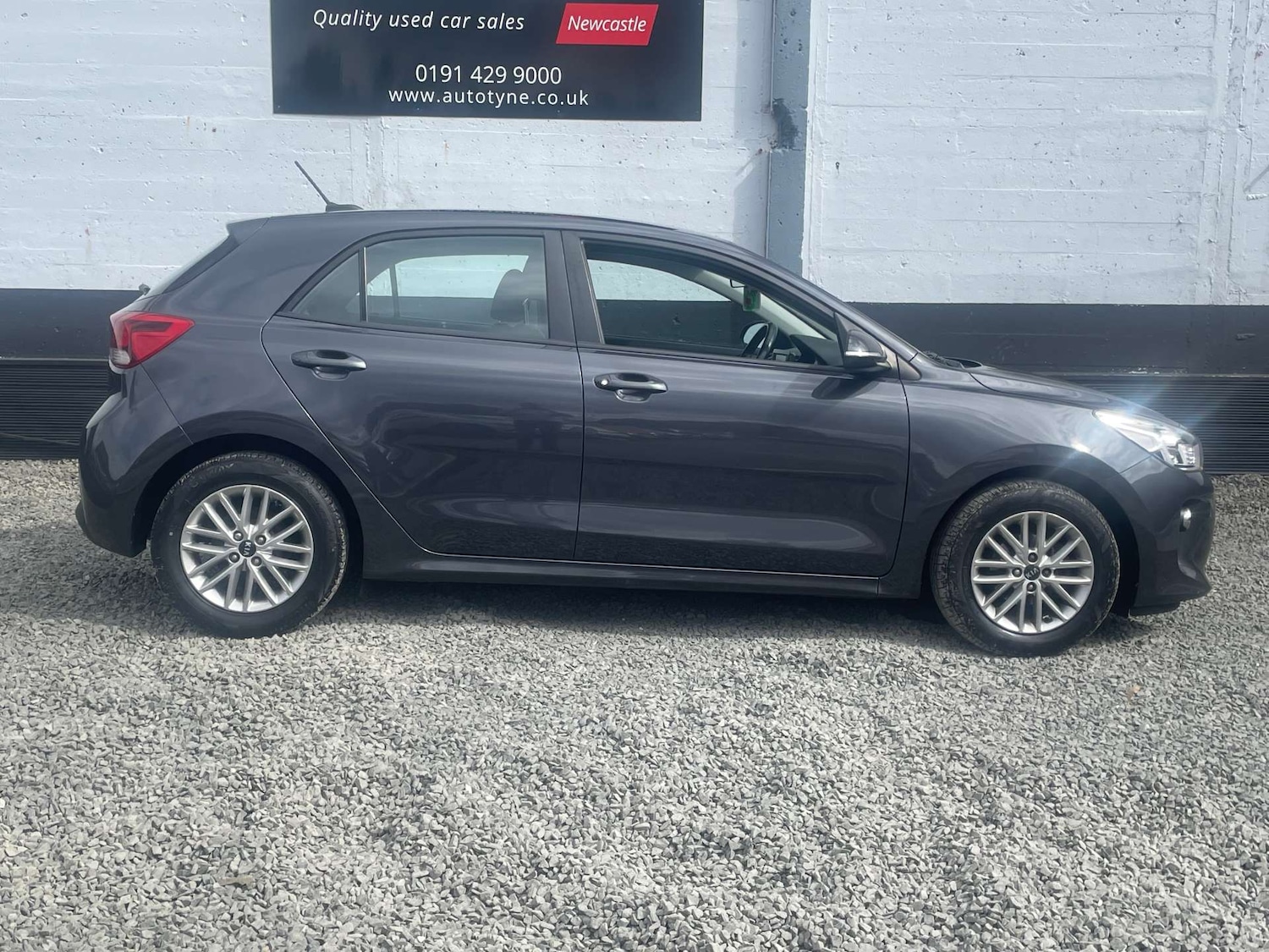 Used Kia Rio 2018 for sale - 76601894: Photo 4