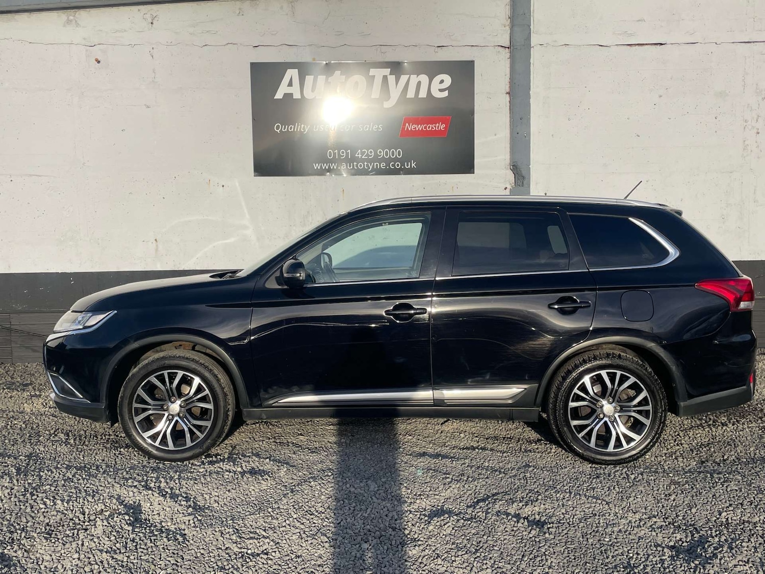 Used Mitsubishi Outlander 2016 for sale - 77584850: Photo 4