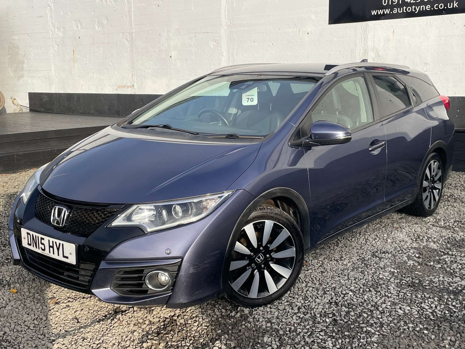 Used Honda Civic 2015 for sale - 77104188: Photo 3