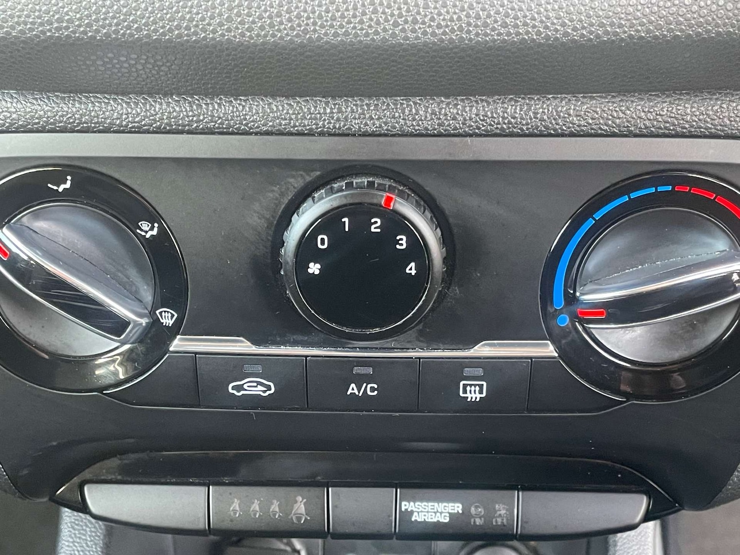 Used Hyundai i20 2016 for sale - 76219307: Photo 18