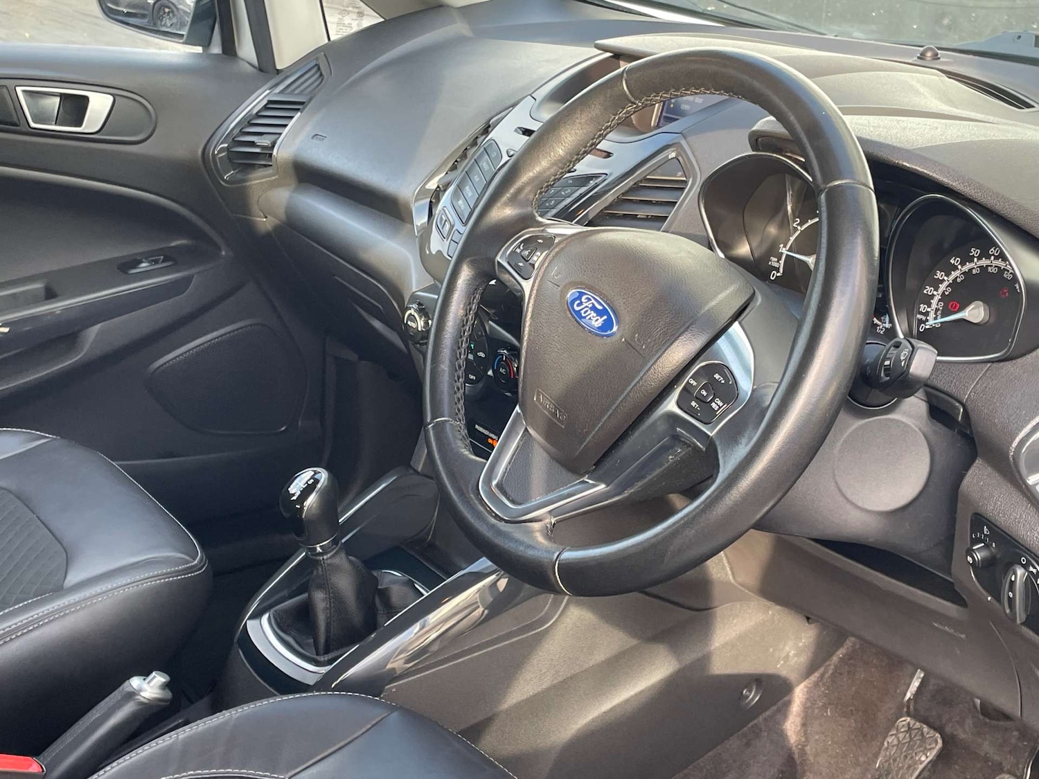 Used Ford Ecosport 2016 for sale - 77198038: Photo 13