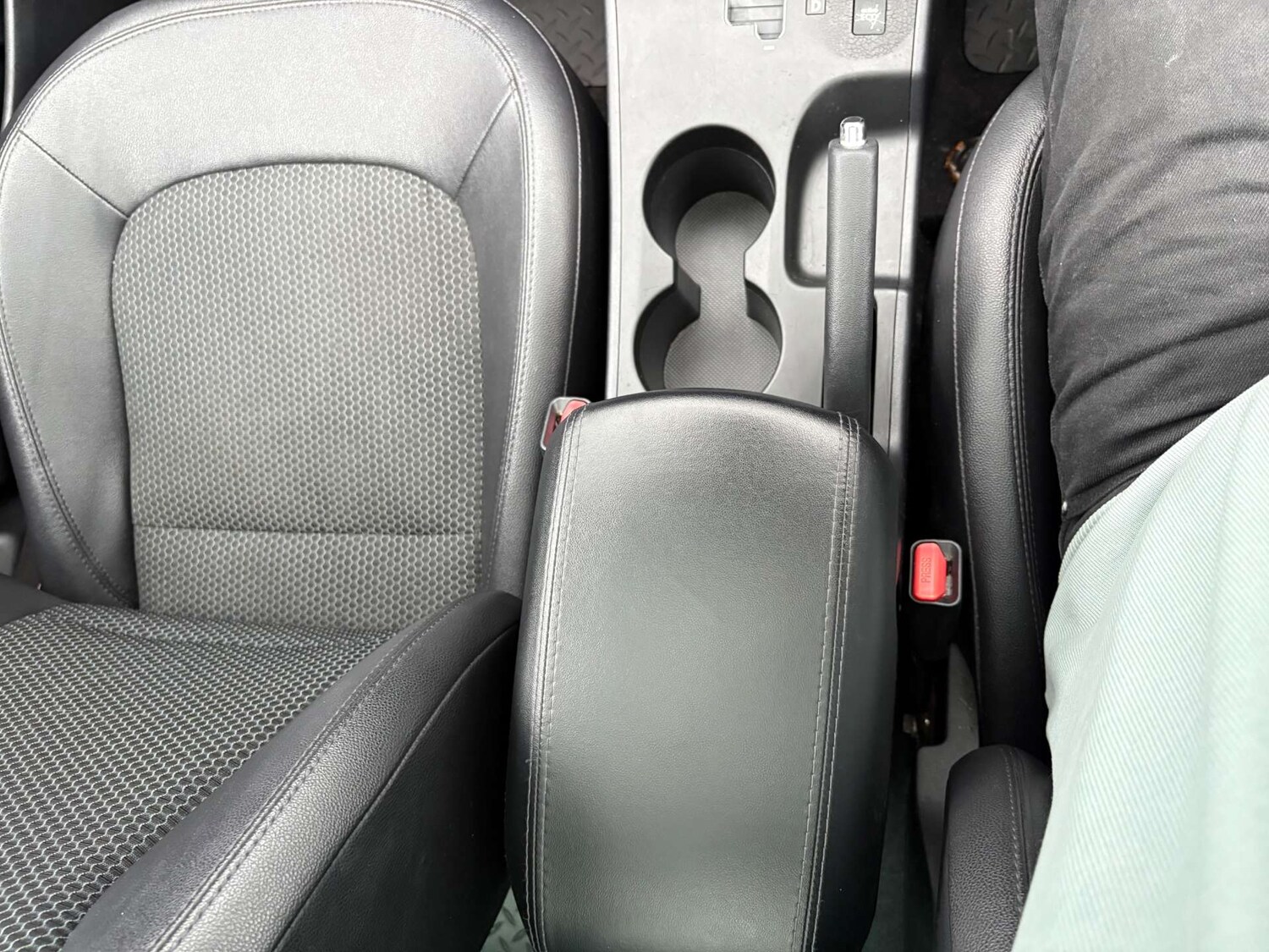 Used Hyundai Ix35 2013 for sale - 76322851: Photo 22