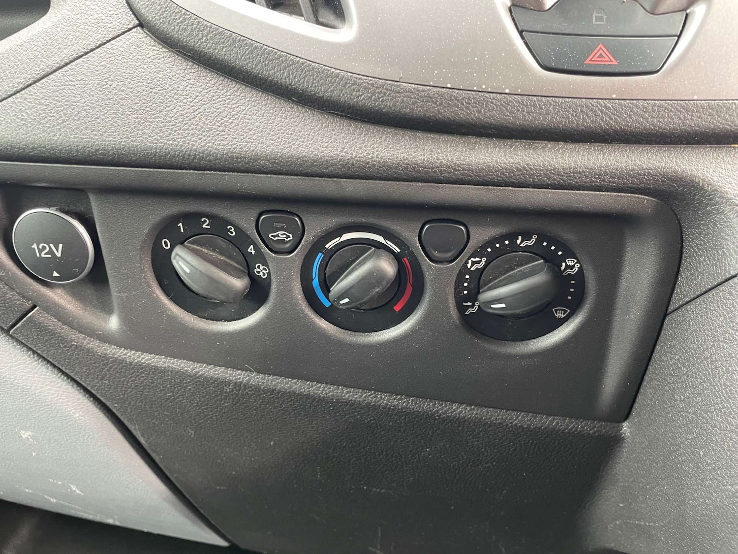 Used Ford Transit 2015 for sale - 76194652: Photo 28