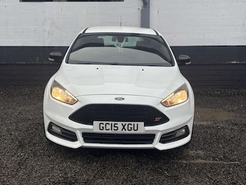 Used Ford Focus 2015 for sale - 77364286: Photo