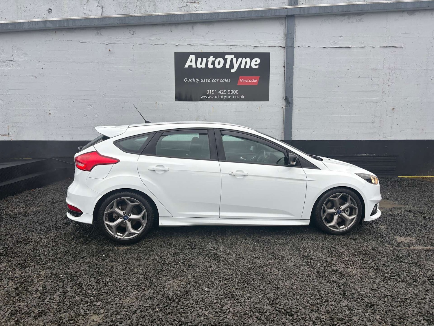 Used Ford Focus 2015 for sale - 77364286: Photo 7