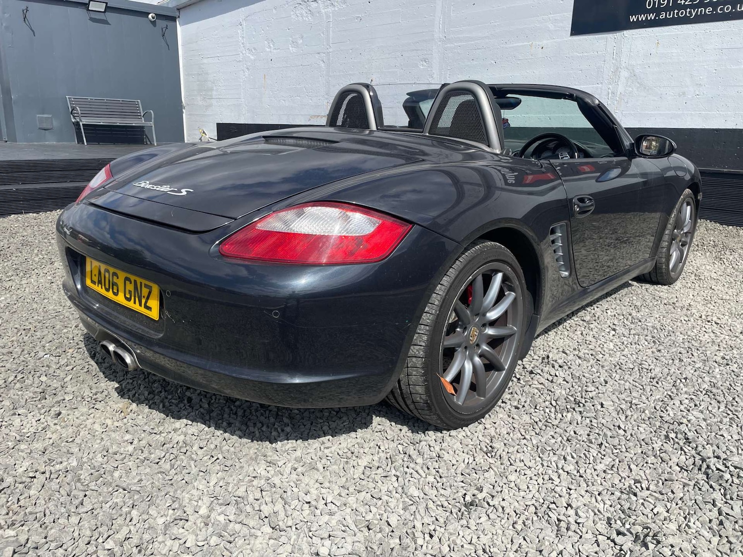 Used Porsche Boxster 2006 for sale - 76600830: Photo 6