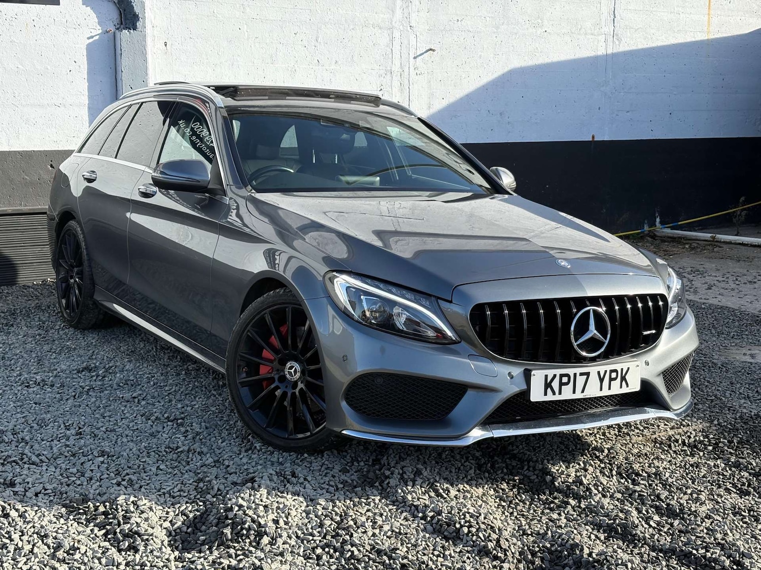 Used Mercedes-Benz C Class 2017 for sale - 76412618: Photo 1