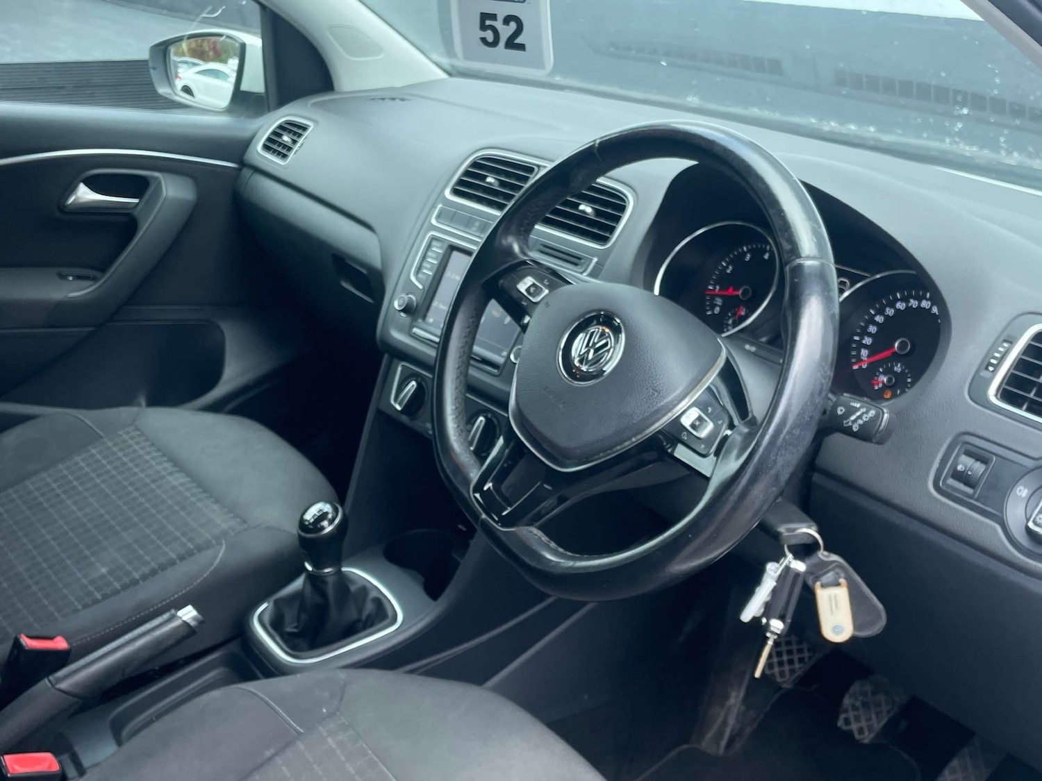 Used Volkswagen Polo 2014 for sale - 76231903: Photo 14