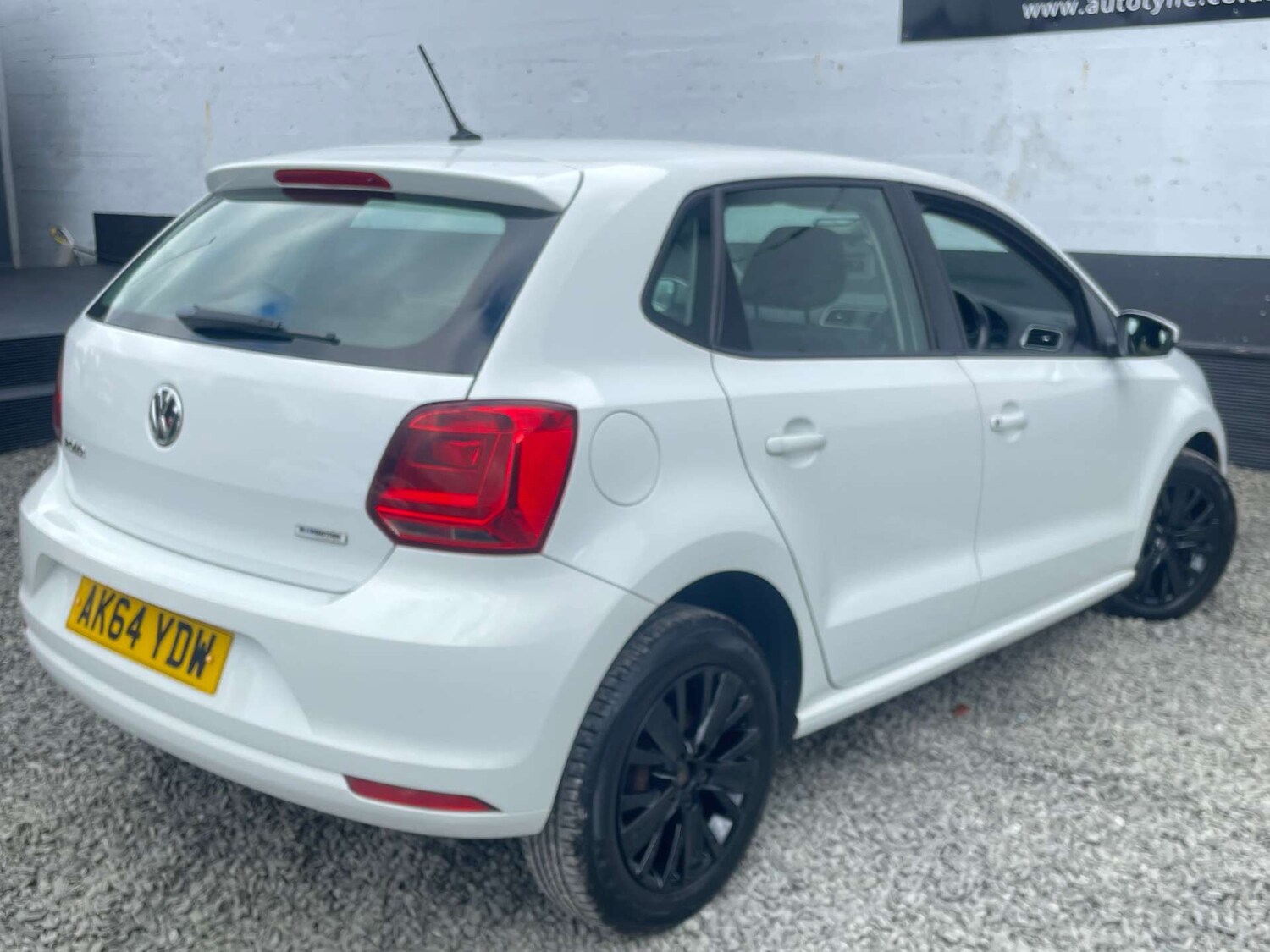 Used Volkswagen Polo 2014 for sale - 76231903: Photo 6