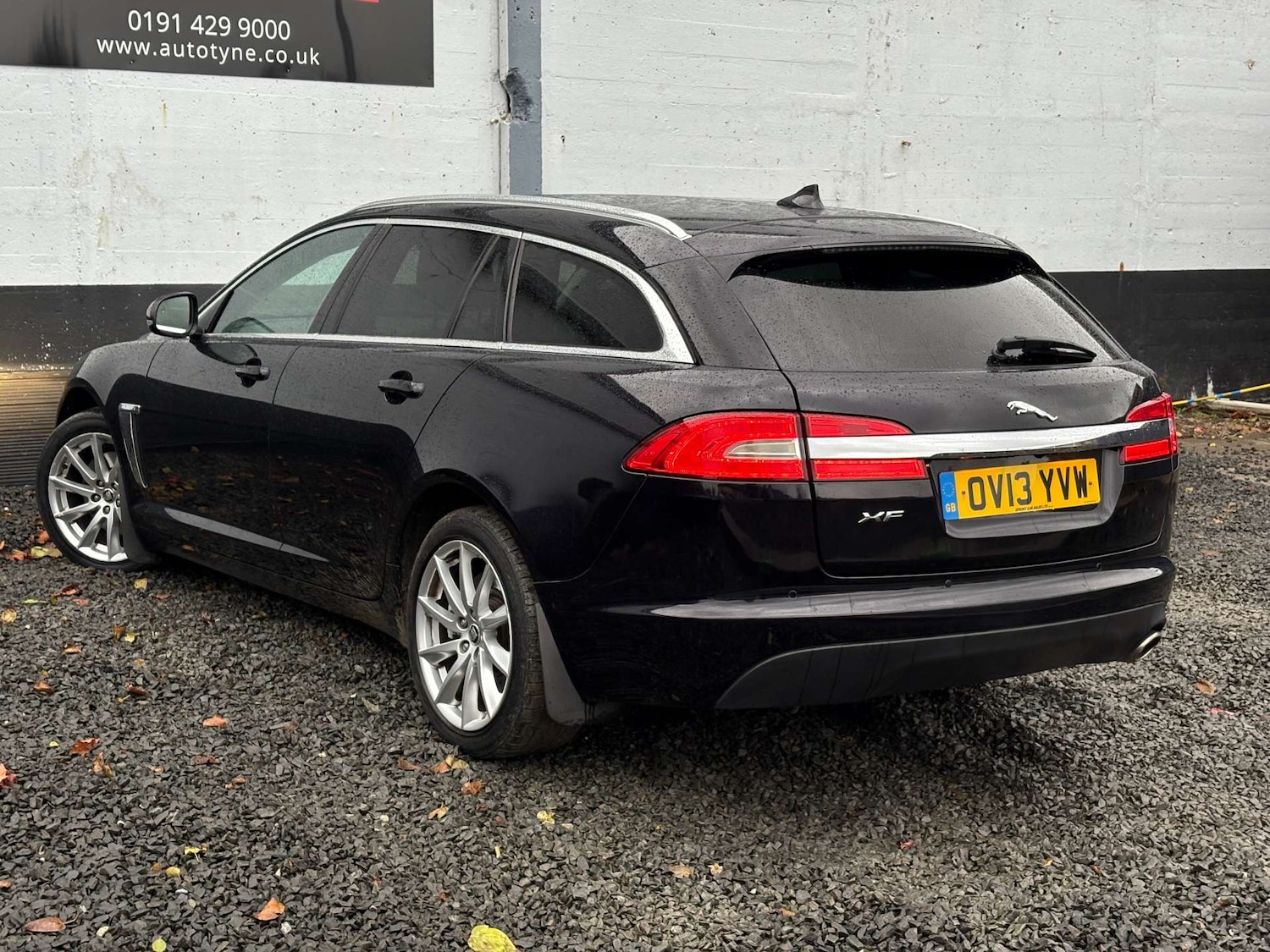 Used Jaguar XF 2013 for sale - 76588718: Photo 6