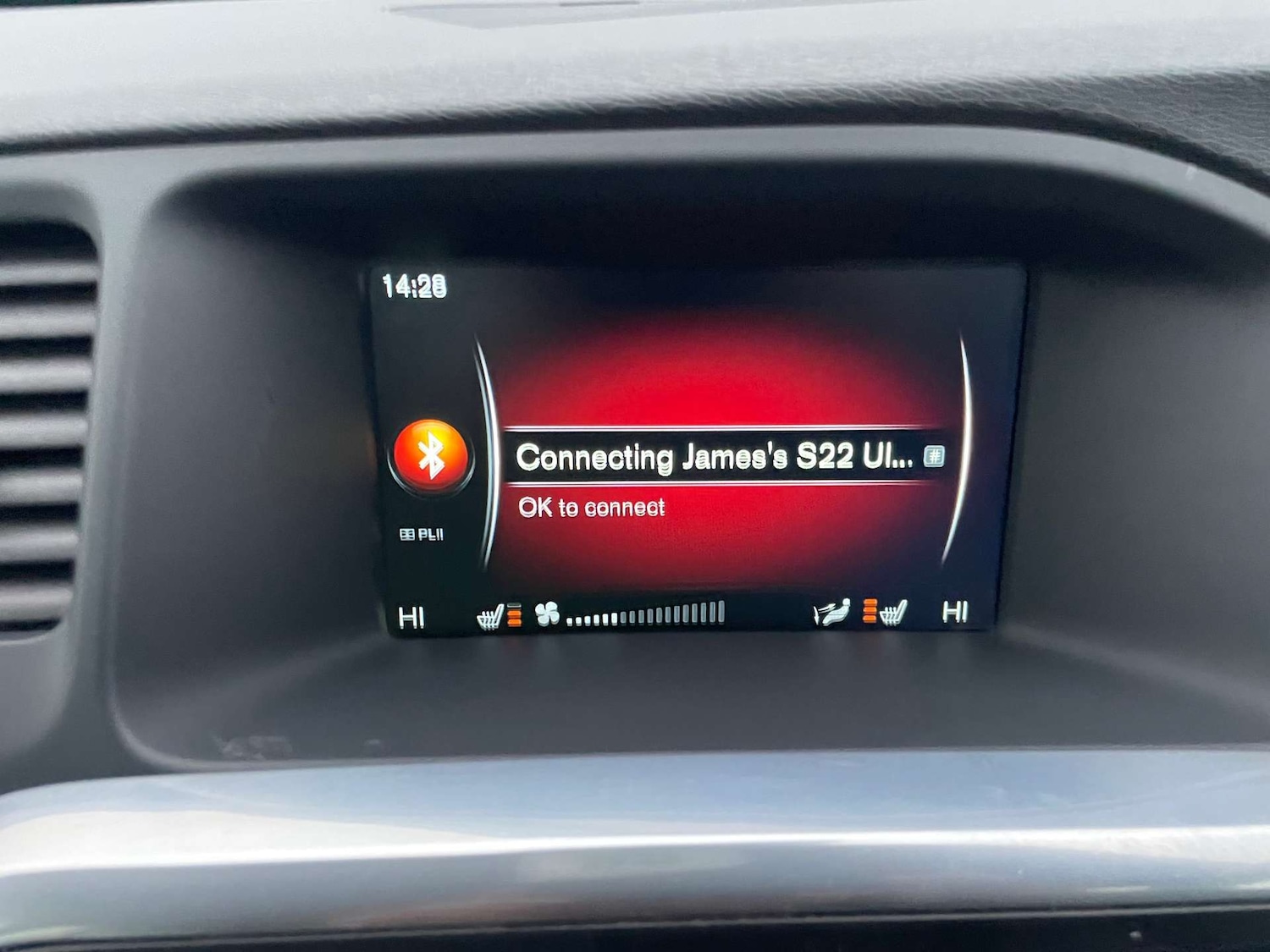 Used Volvo V60 2015 for sale - 77420174: Photo 27