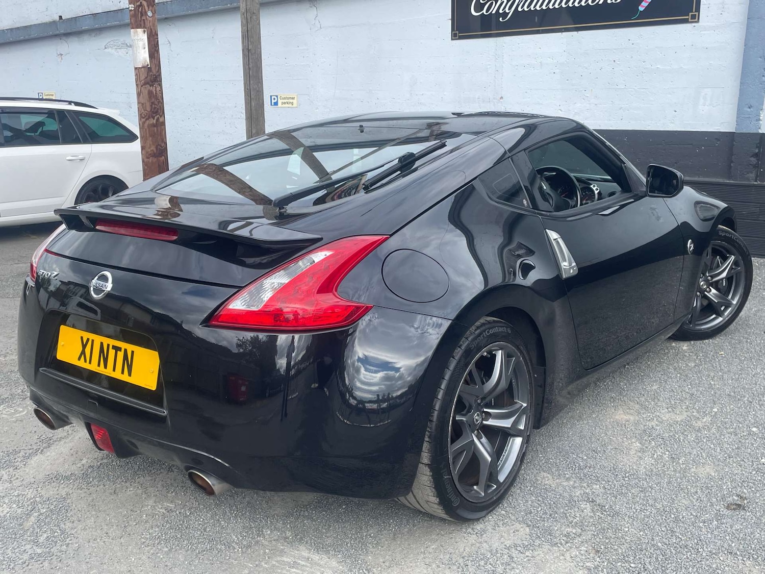 Used Nissan 370 Z 2012 for sale - 76601843: Photo 8