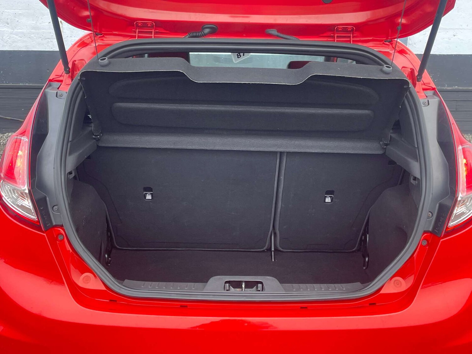 Used Ford Fiesta 2014 for sale - 77353620: Photo 11