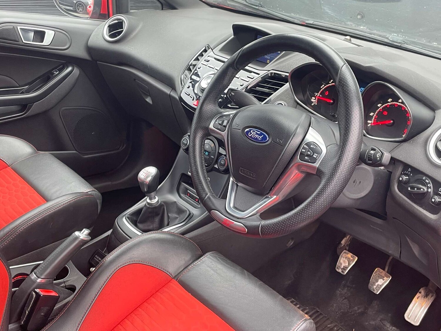Used Ford Fiesta 2014 for sale - 77353620: Photo 15