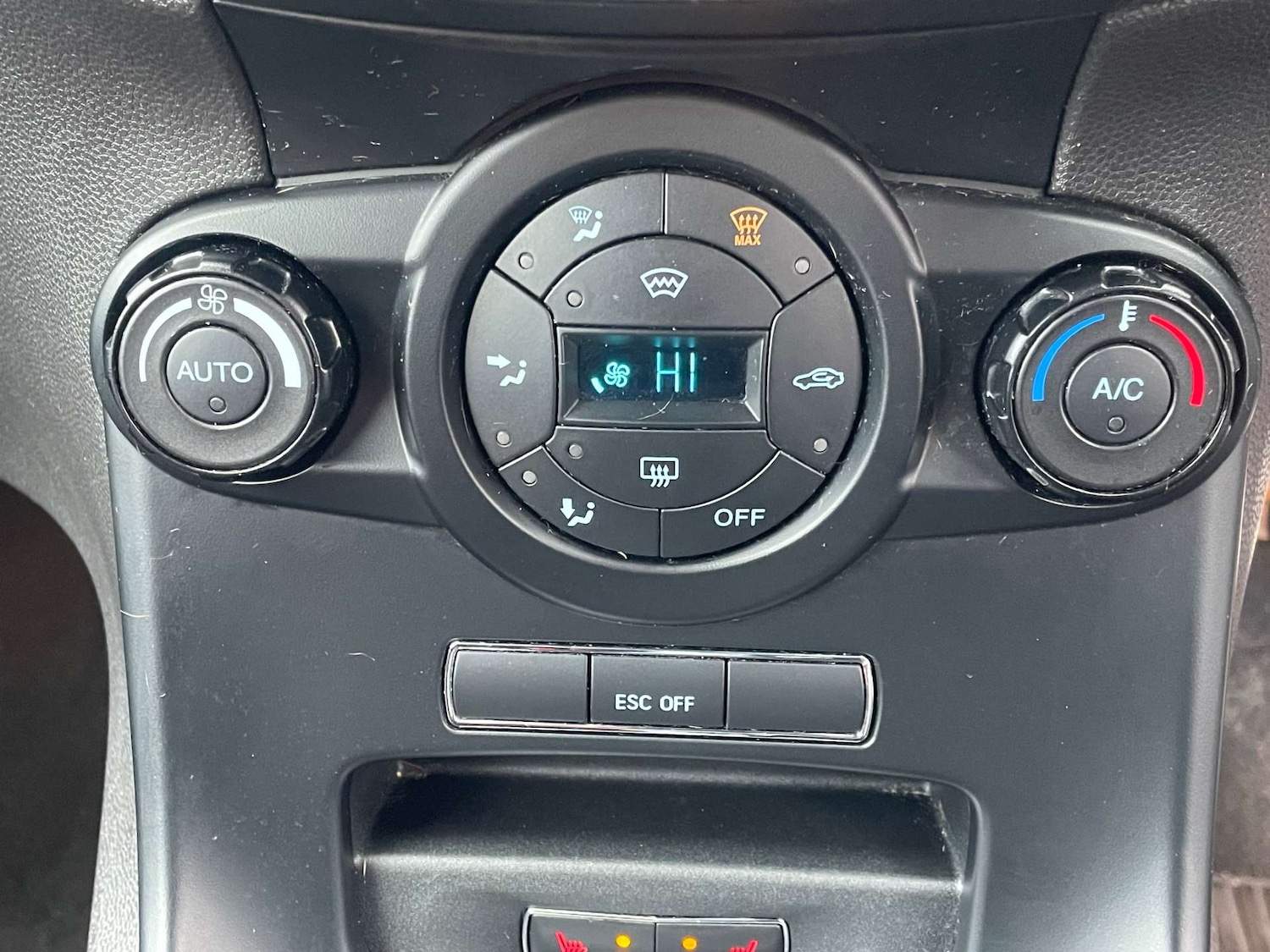 Used Ford Fiesta 2014 for sale - 77353620: Photo 19