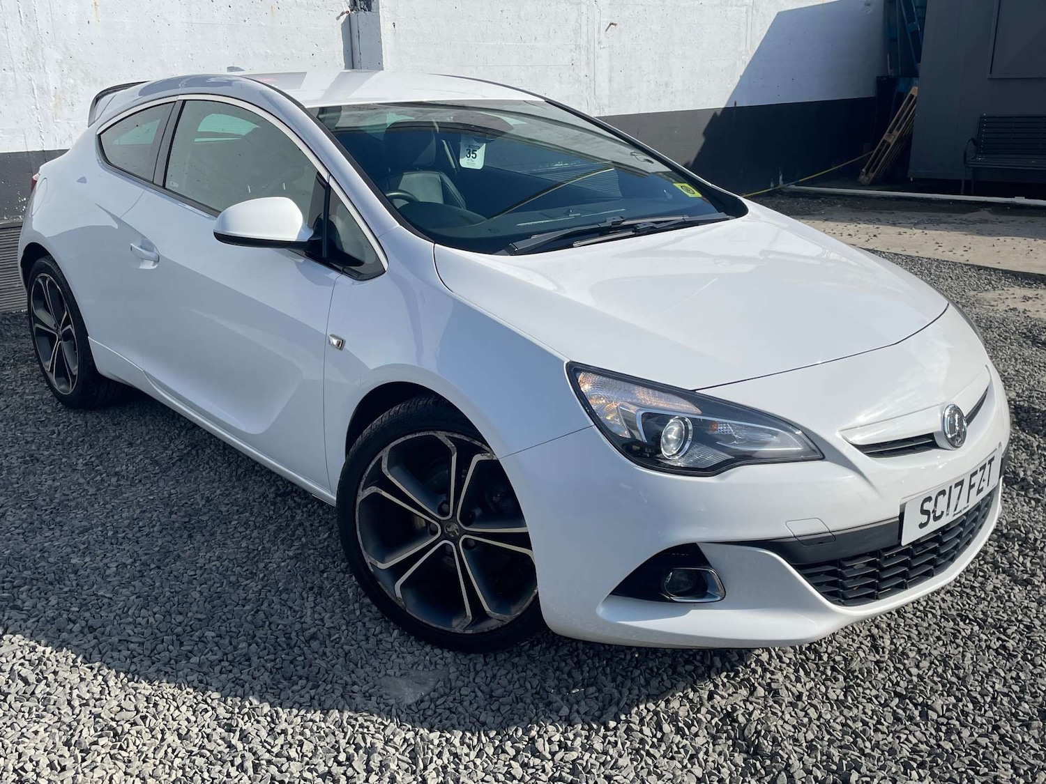 Used Vauxhall Astra GTC 2017 for sale - 77745600: Photo 1
