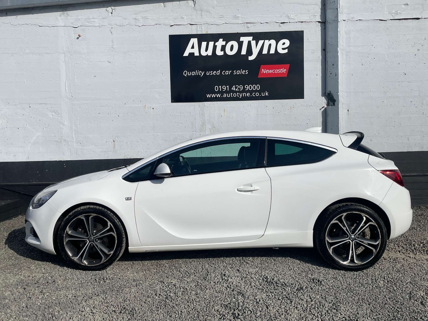 Used Vauxhall Astra GTC 2017 for sale - 77745600: Photo 4