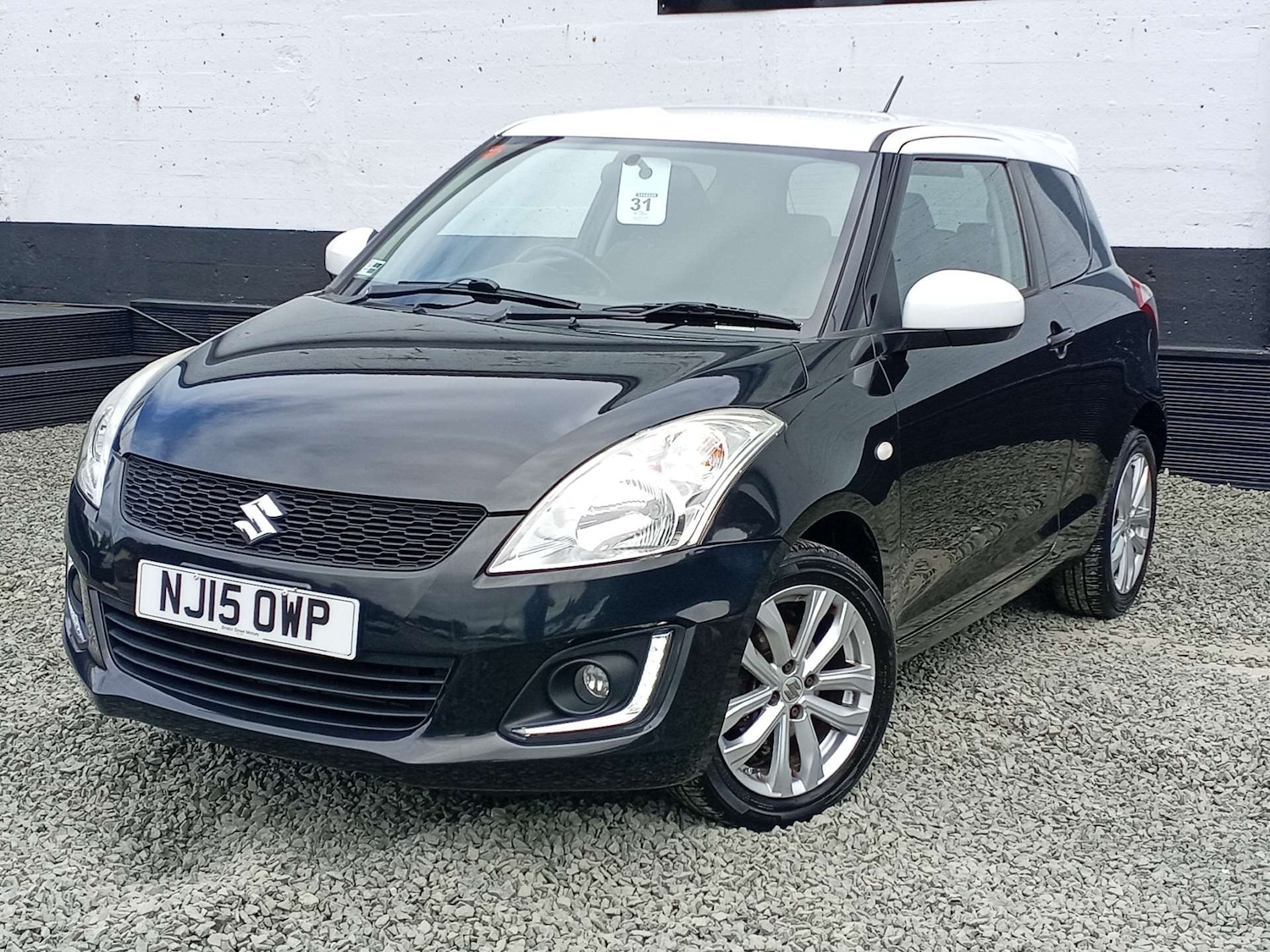 Used Suzuki Swift 2015 for sale - 76278237: Photo 3