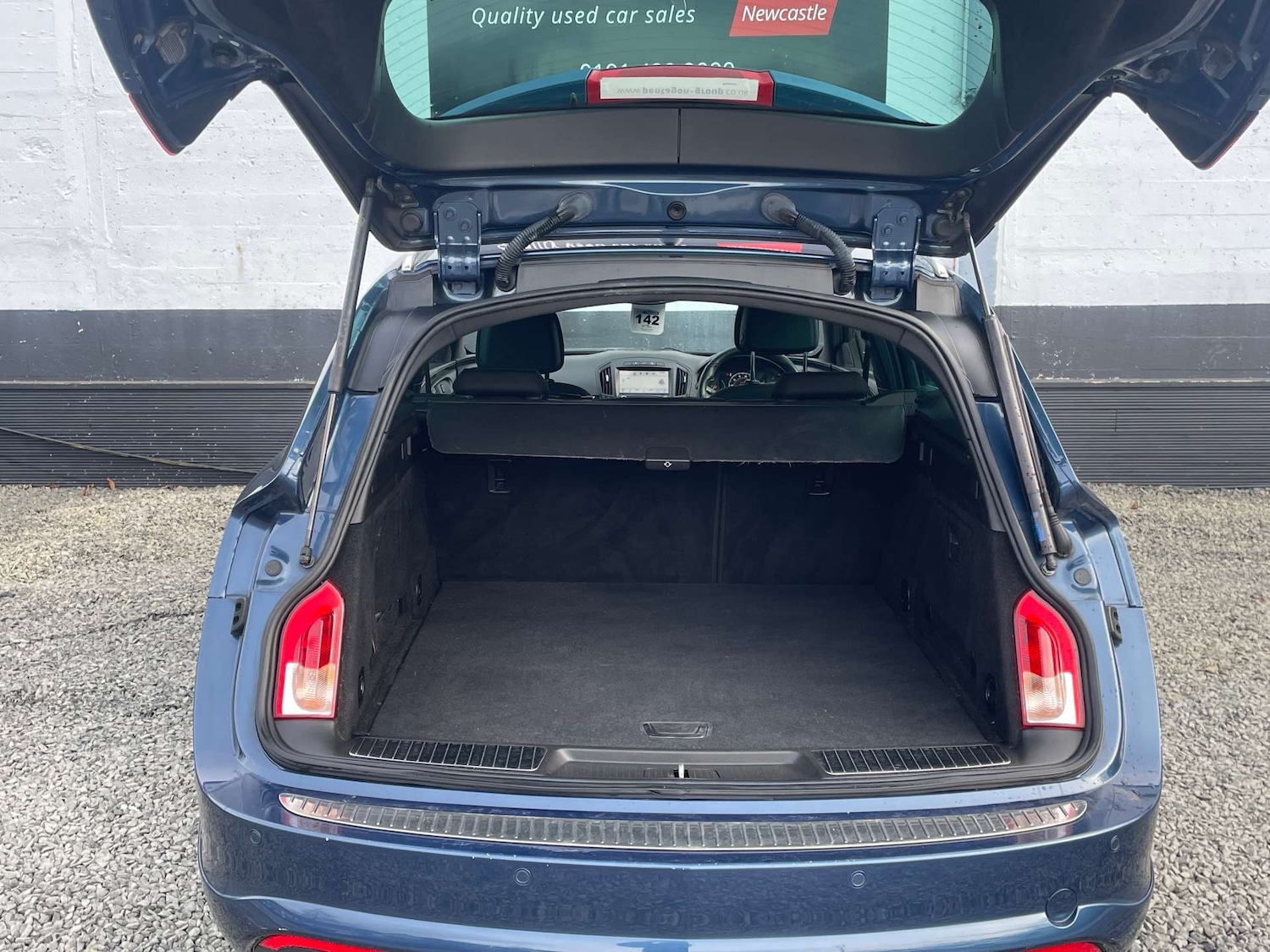 Used Vauxhall Insignia 2016 for sale - 77617109: Photo 9