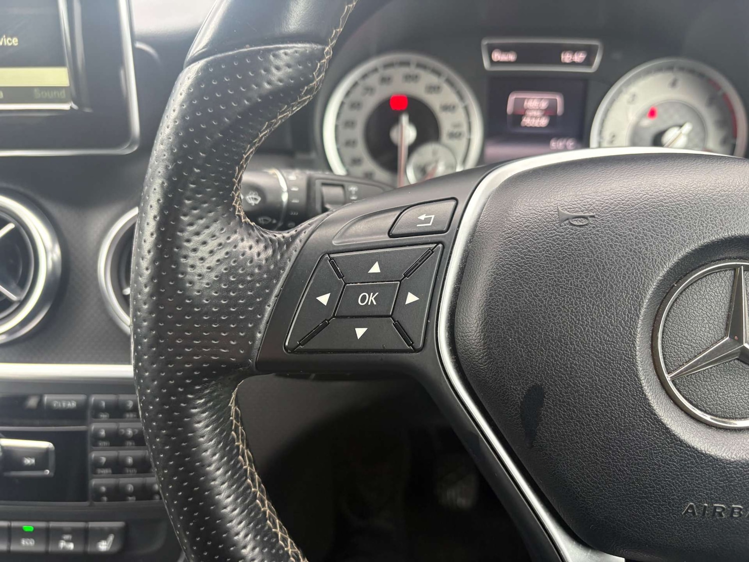 Used Mercedes-Benz A-Class 2013 for sale - 77531859: Photo 21