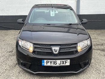 Used Dacia Sandero 2016 for sale - 76507216: Photo