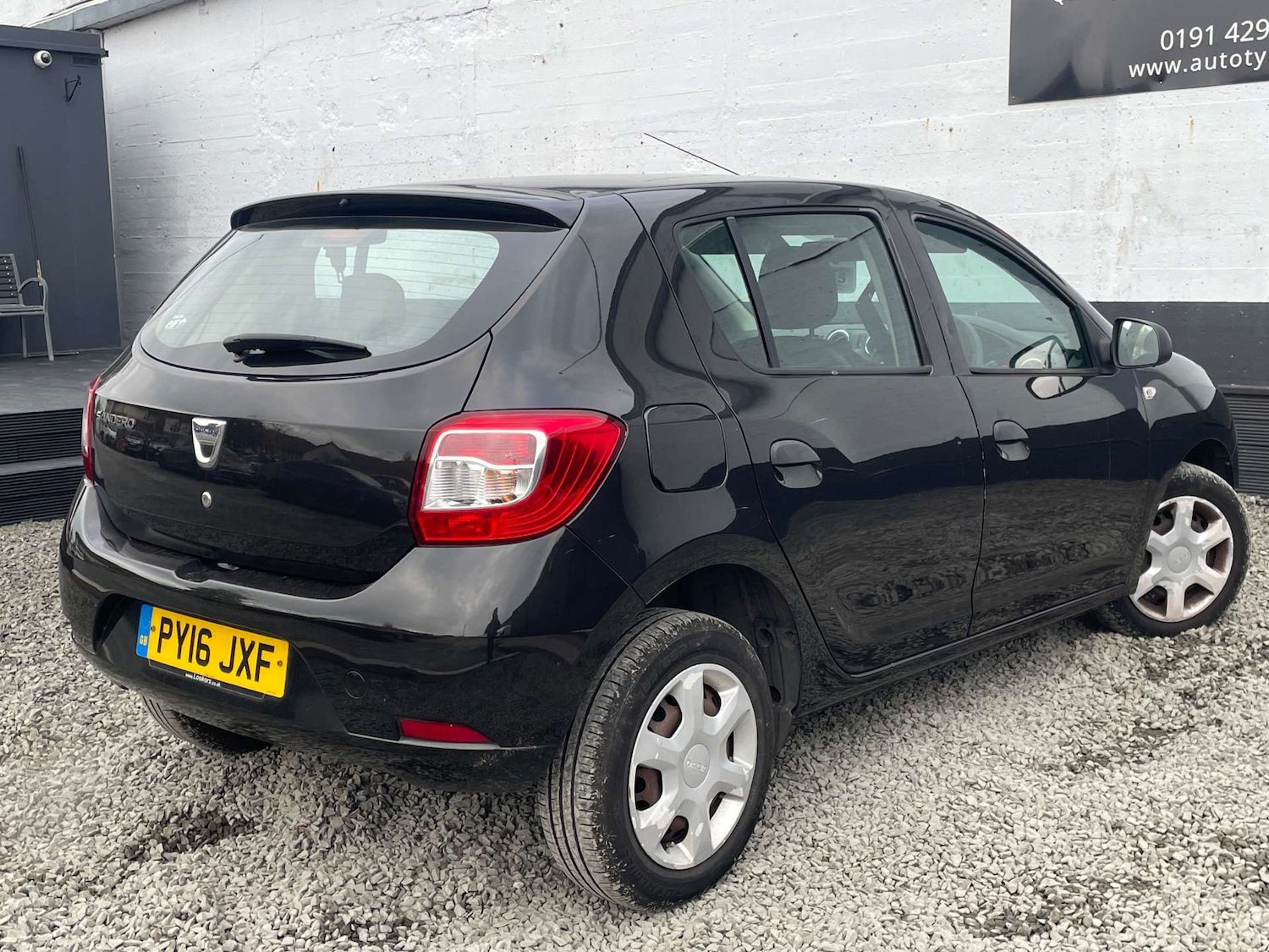 Used Dacia Sandero 2016 for sale - 76507216: Photo 6