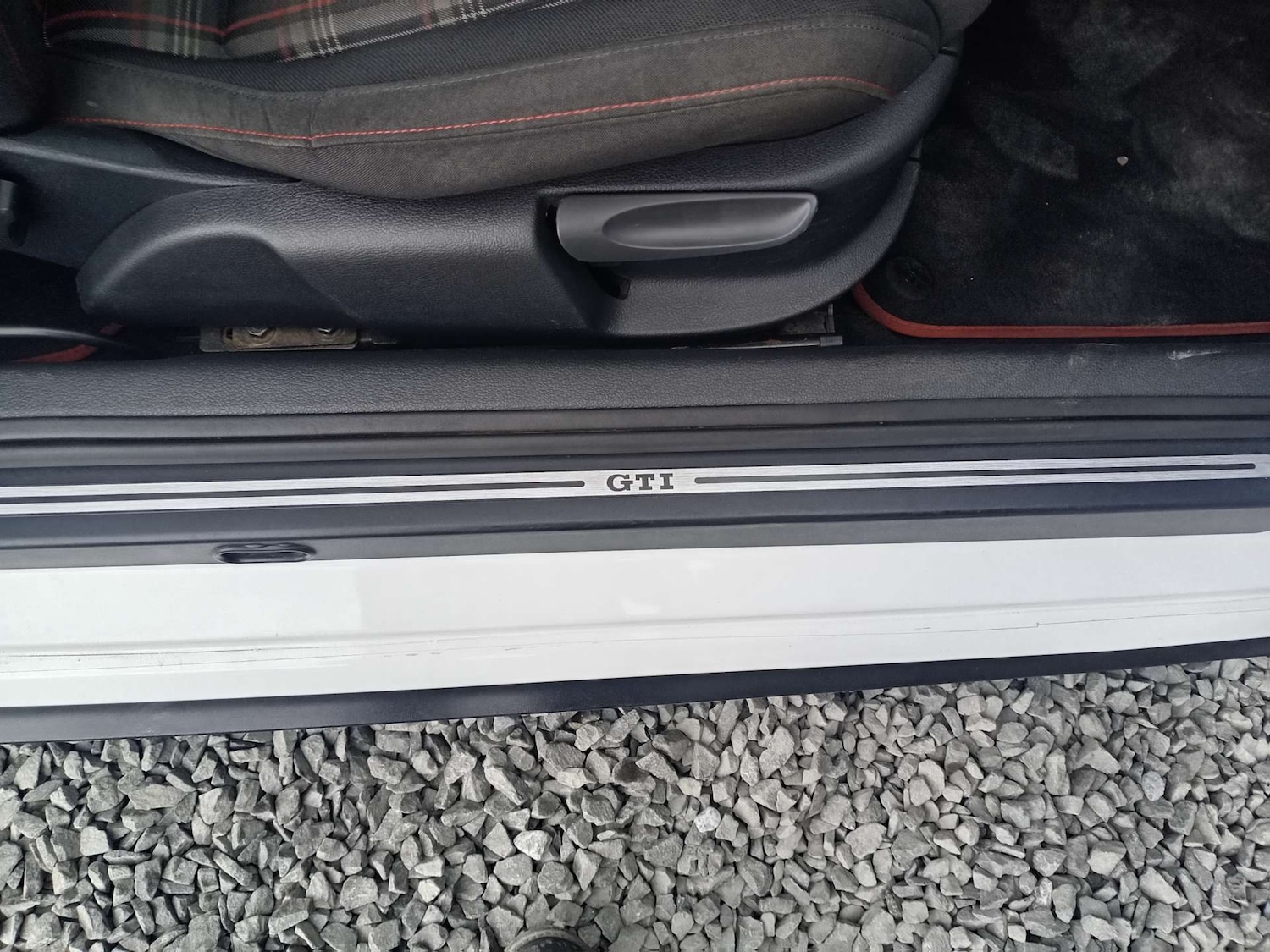 Vehicle 33