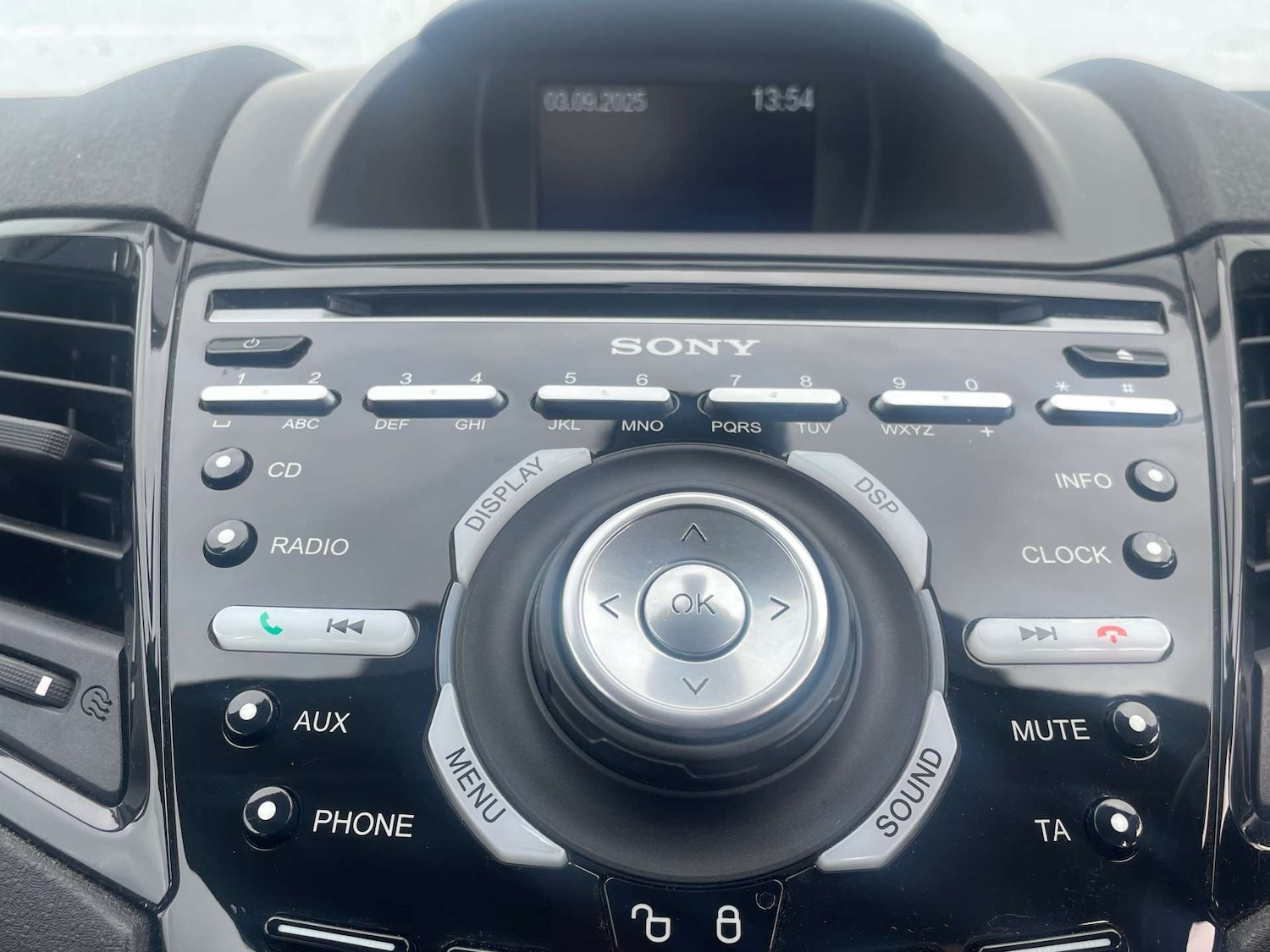 Used Ford Fiesta 2014 for sale - 76601673: Photo 11