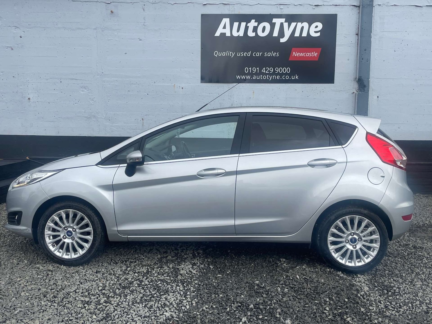 Used Ford Fiesta 2014 for sale - 76601673: Photo 8