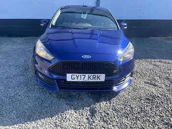 Used Ford Focus 2017 for sale - 75700400: Photo