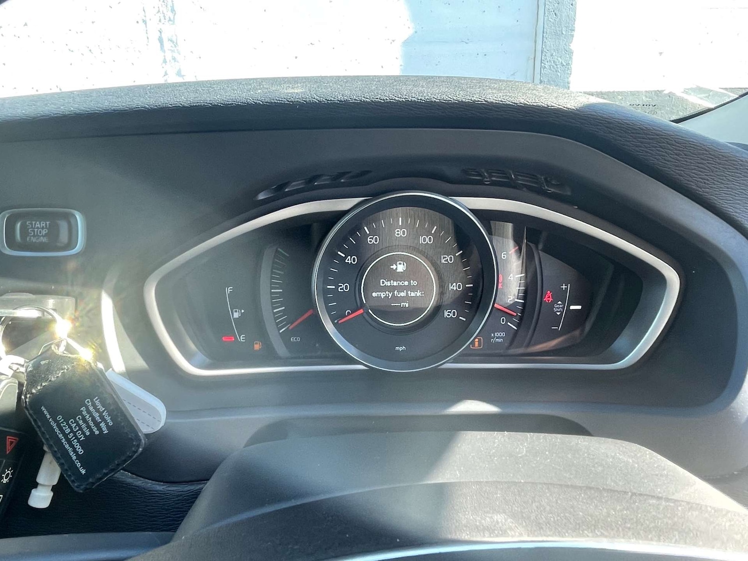 Used Volvo V40 2015 for sale - 76601463: Photo 20