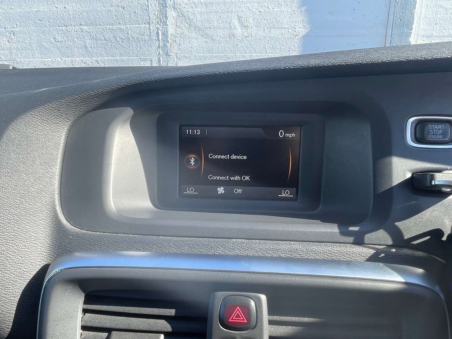 Used Volvo V40 2015 for sale - 76601463: Photo 23