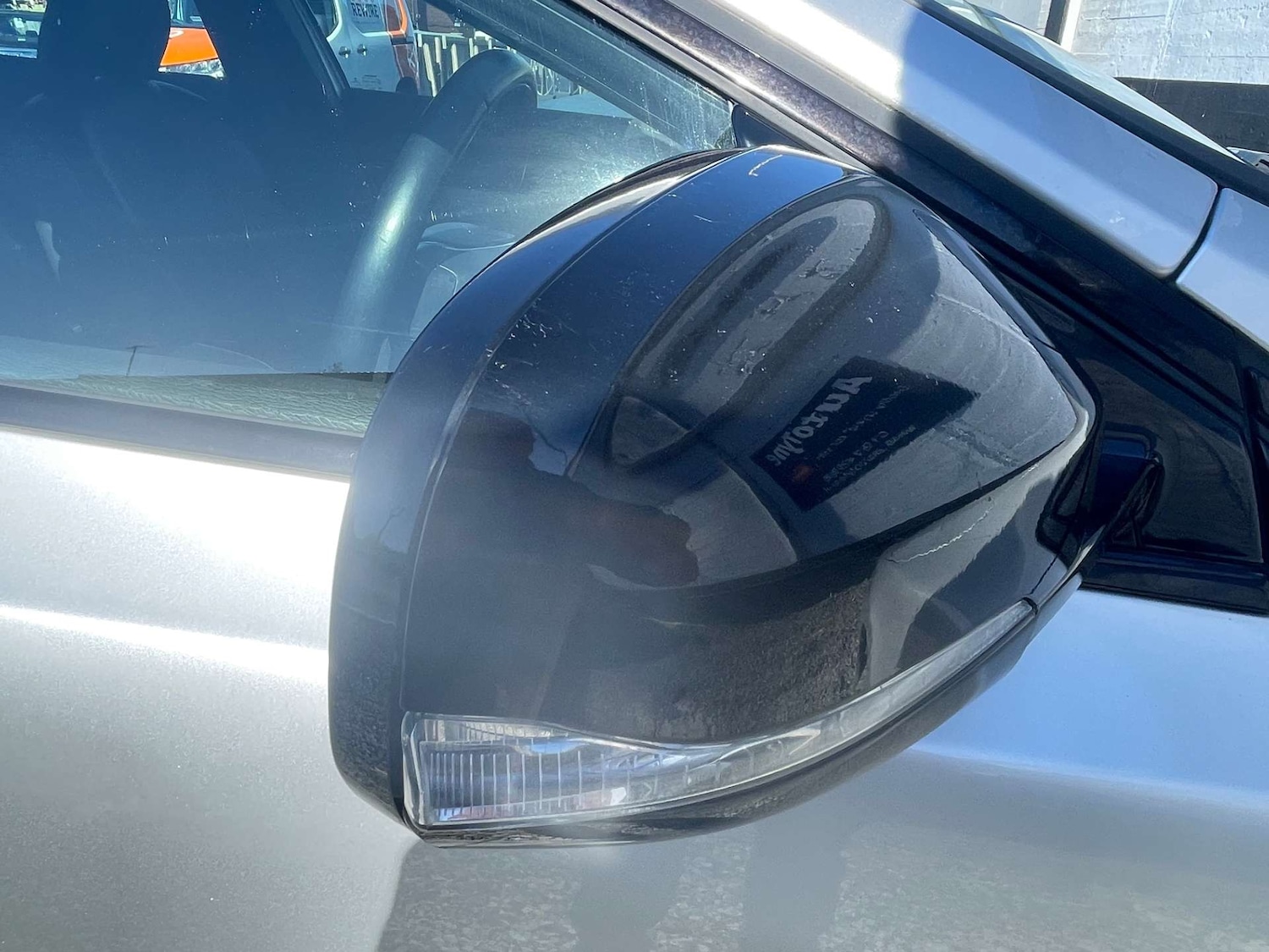 Used Volvo V40 2015 for sale - 76601463: Photo 9