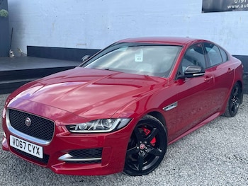 Used Jaguar XE 2017 for sale - 78241883: Photo