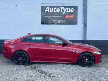 Used Jaguar XE 2017 for sale - 78241883: Photo