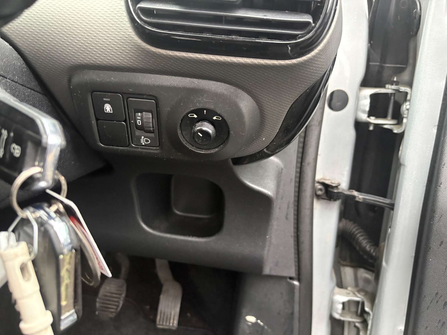 Used Citroen C4 Cactus 2017 for sale - 77523361: Photo 17