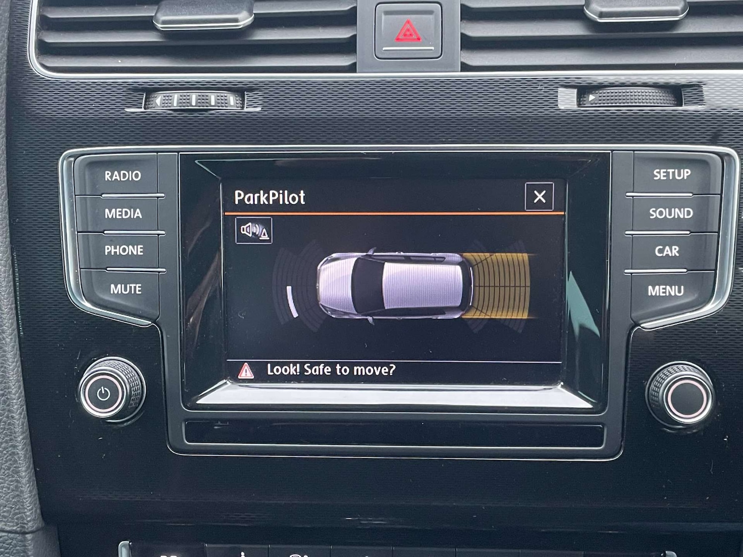 Used Volkswagen Golf 2014 for sale - 77975397: Photo 26